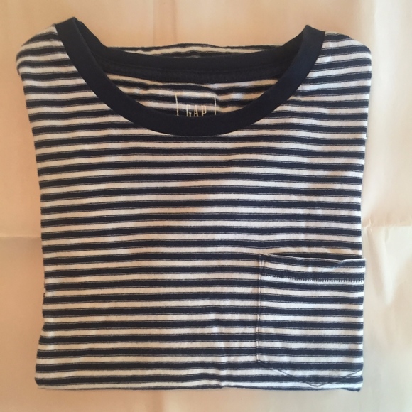 GAP Other - 🔥Price drop⬇️ Gap Pocket T-shirt